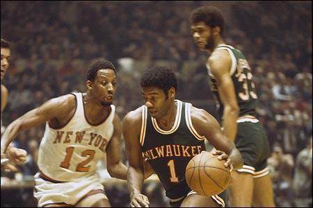 中超球队阵容分析：武汉三镇近期变化,