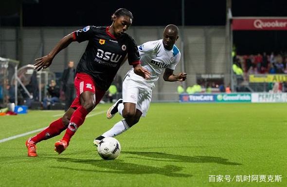 他也暴露出 他也暴露出